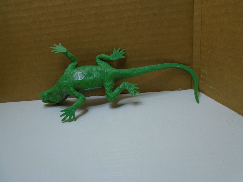 DOLGEN 8" DRAGON LIZARD FIGURE (MA1264)