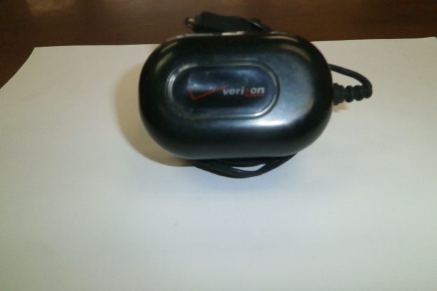 Verizon TRETVL-1 Used Adapter