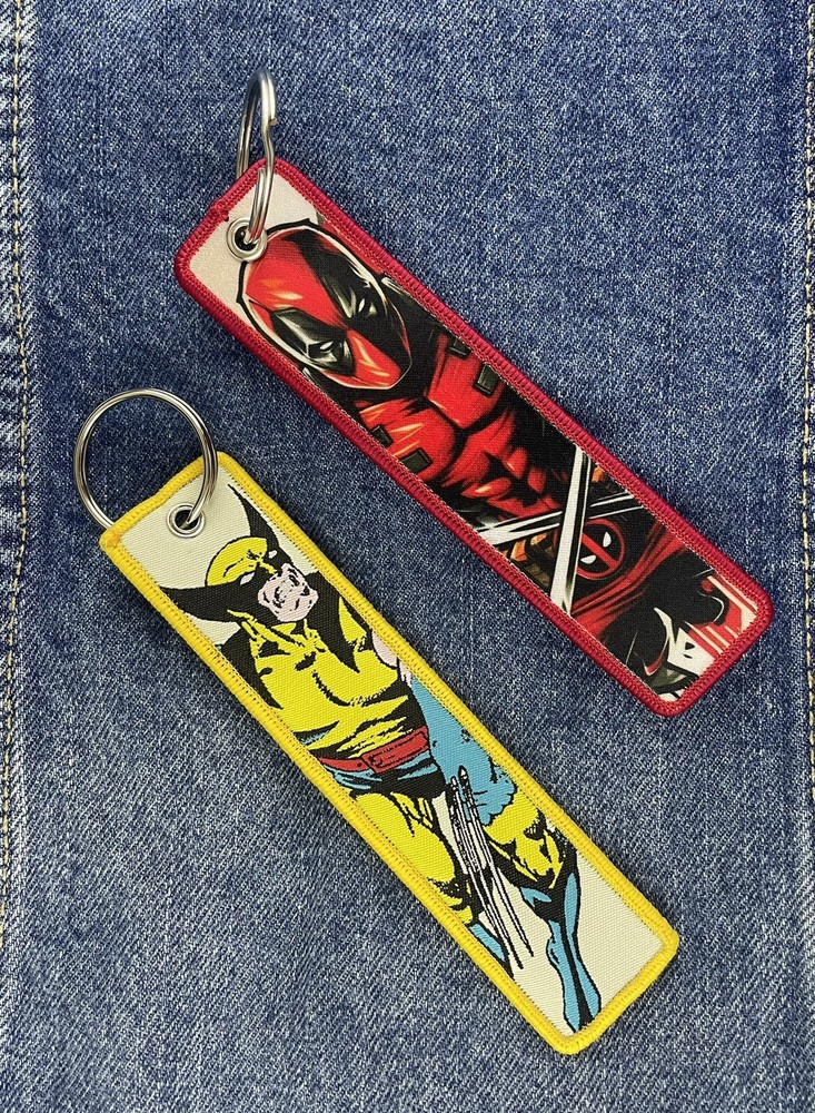 Wolverine & Deadpool 5 inch keychain Set