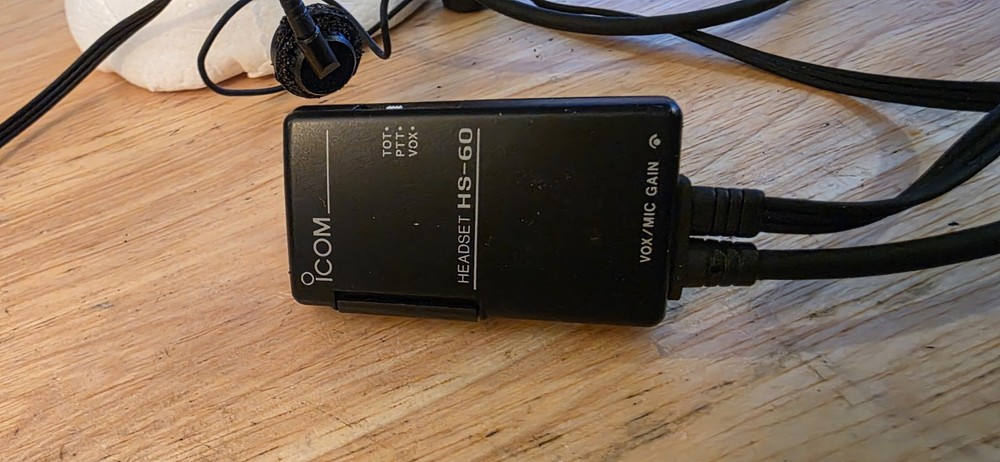 ICOM HS-60 HEADSET VOX, PTT, & ONE TOUCH