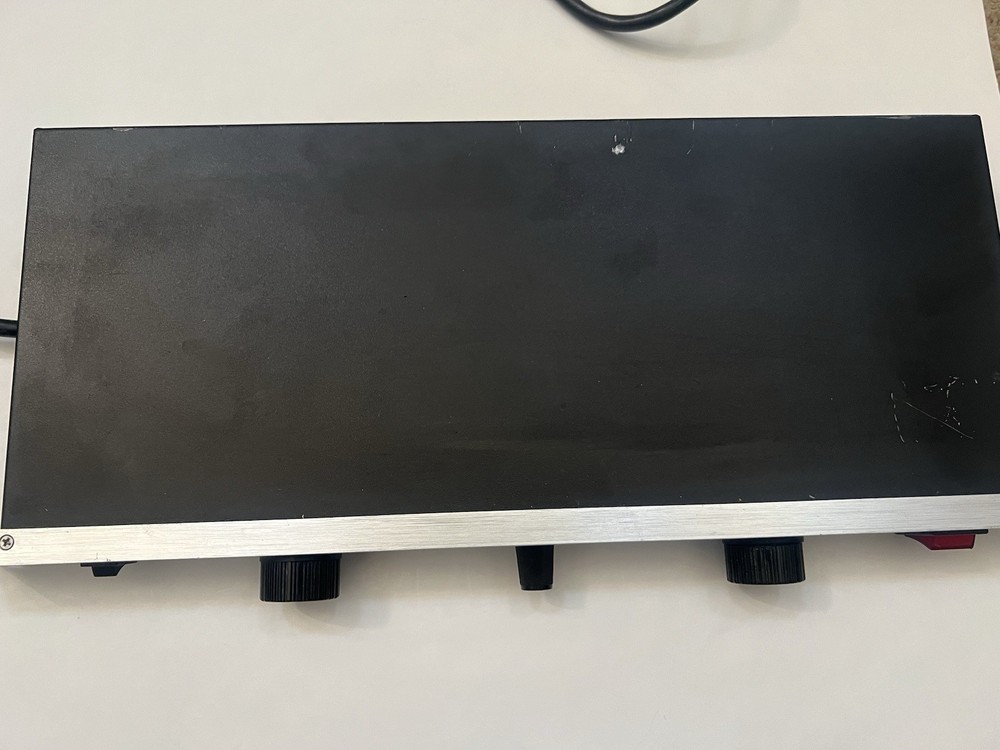 PCL-810 Power Conditioner And Light Module