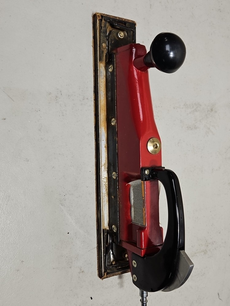 Central Pneumatic Straight Line Motion Air Inline Sander Item 91773
