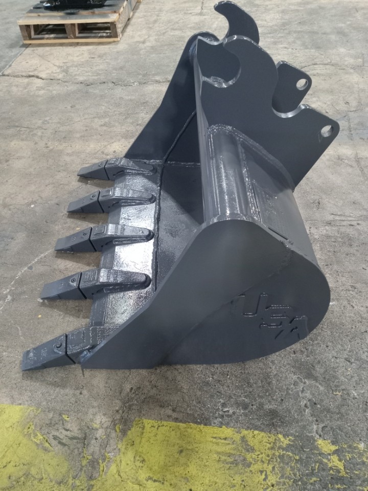 30 Inch Mini Excavator Bucket Fits Machines 5,000 To 6,000 Lbs