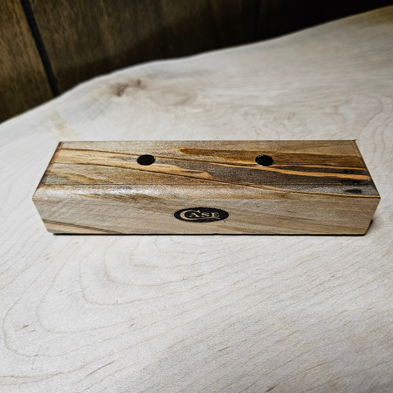 Case Knives Display Stand - Ambrosia Maple