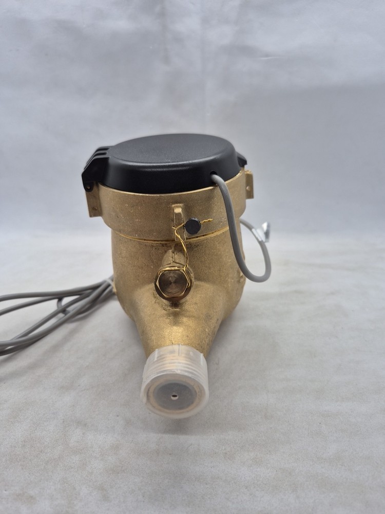 Cold Water Meter with Pulse Output, Watflow 5/8" X 1/2"