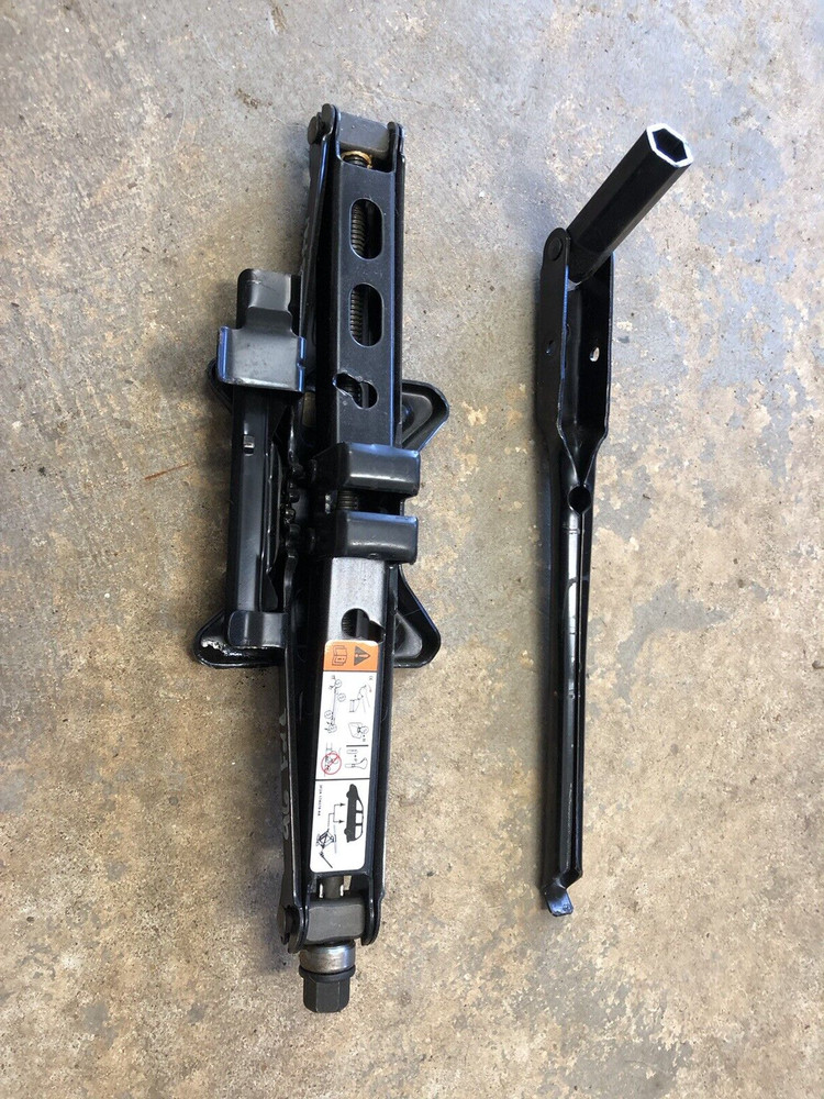 1996 Ford Freestar Spare Tire Jack and Tool