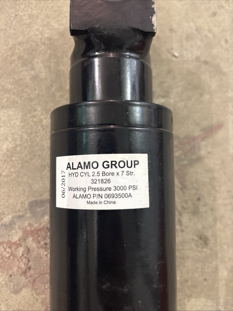 Alamo Curb stop hydraulic Cylinder 0693400a