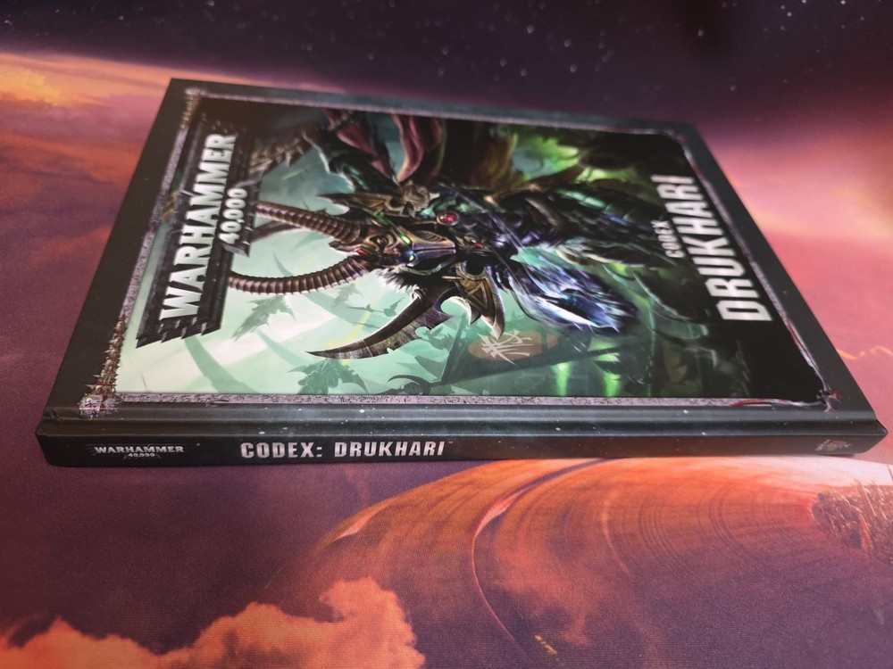 GW Army Book Codex Drukhari (8th Ed) EX/NM AUTHENTIC NOT READ MINTY