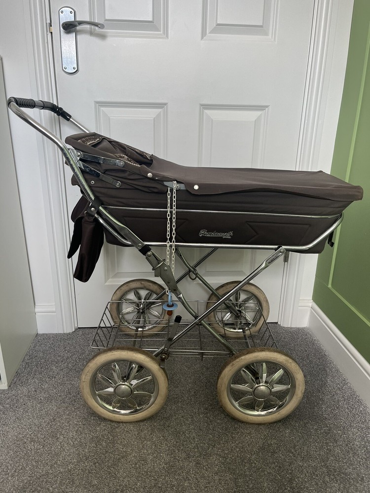 Charlesworth Dolls Pram - Vintage