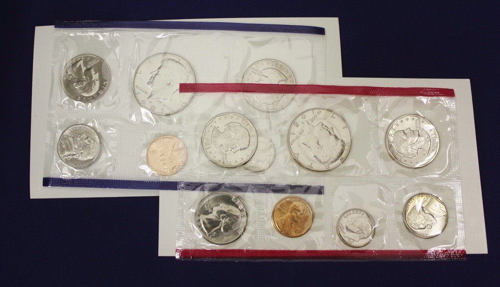 1981 MINT SET AS ISSUED BY U.S. MINT
