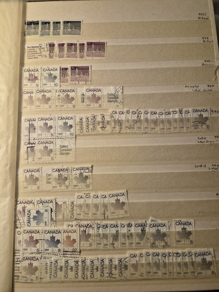 Canada Stockbook Multiple Stock Pages Mint N Uesd, Nice Collection