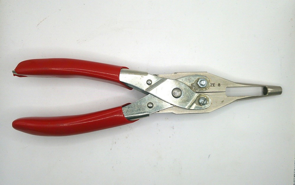 DAK282 Insertion Plier Mfg.: DMC Cond.: Used