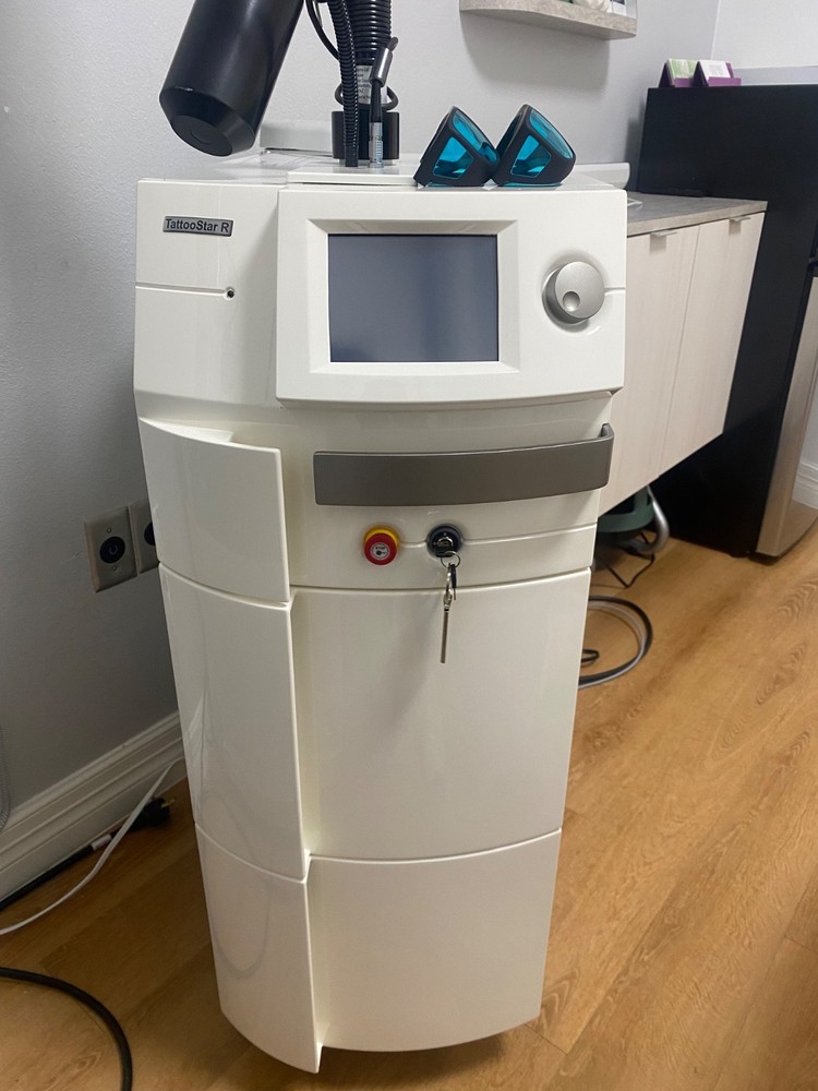 Ruby Laser Tattoo Removal Machine Removes Stubborn Black & Colors