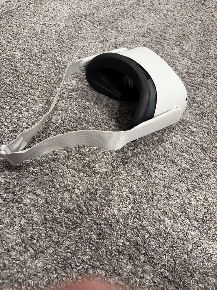 Meta Quest 2 VR Headset