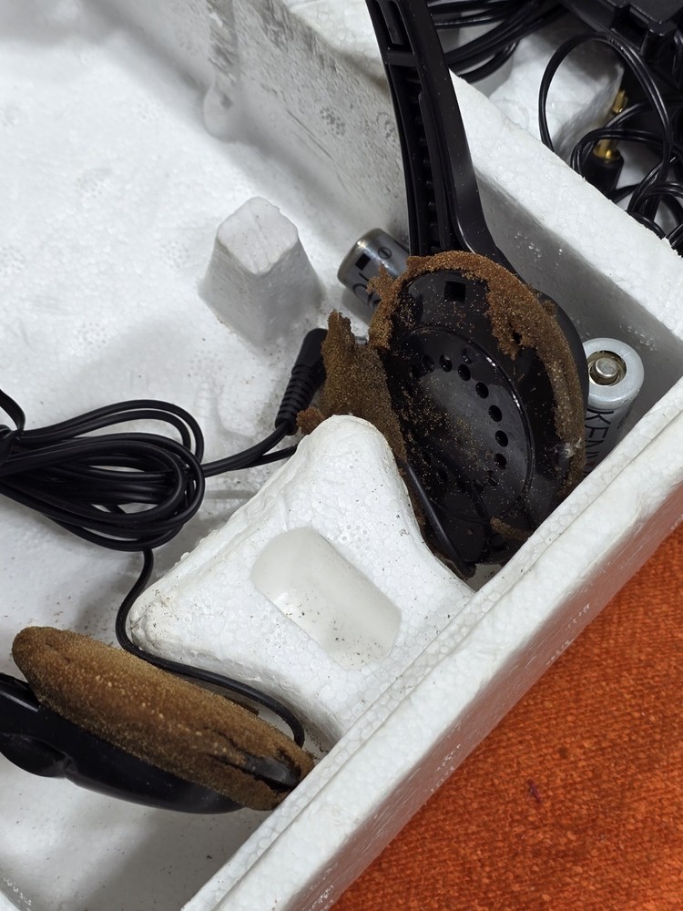 Kenwood Shock Proof Portable Discman With Adapters