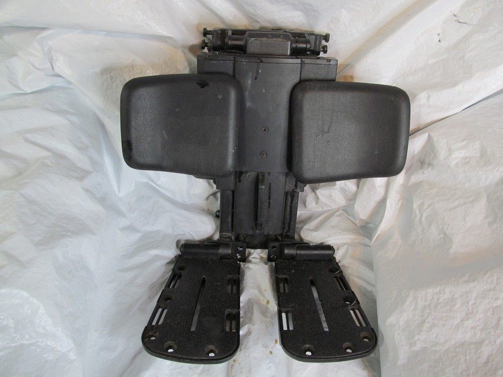 Power Elevating Leg/Foot Rest From Quantum Edge 2.0 Wheelchair