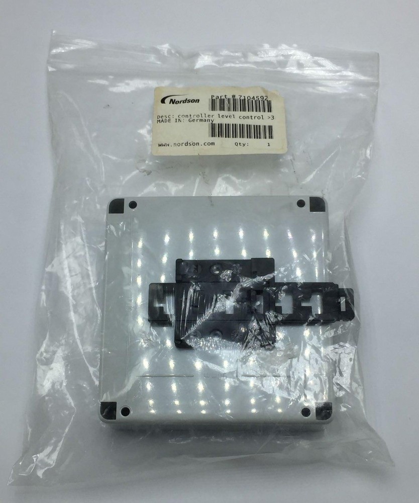 Nordson 7104592 Level Controller Unit 300-600mm