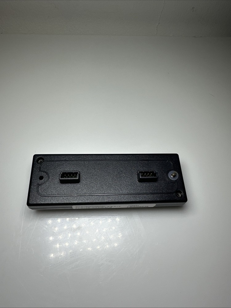 ARRIS 728935 RJ11 8 PORT INTERFACE MODULE - Missing 1 Screw