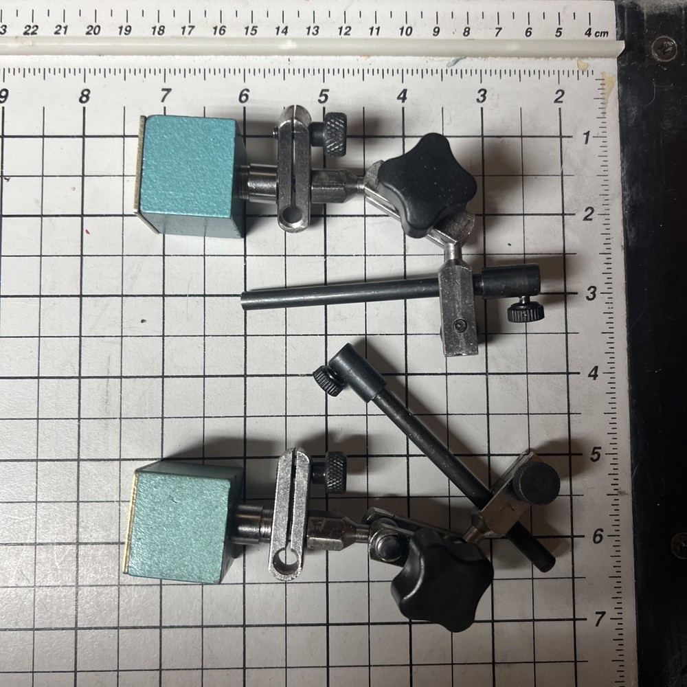 SMALL ARTICULATING ARM  MAG BASE  TOOL HOLDERS (2)