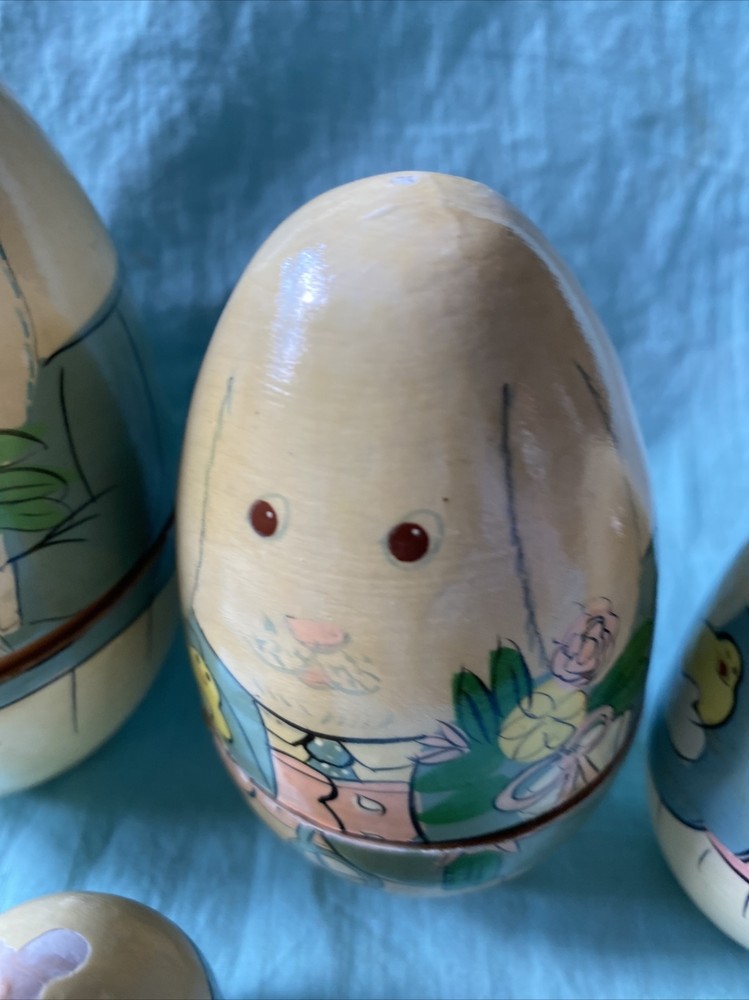 VTG WOOD EASTER BUNNY NESTING/STACKING DOLL 4 Pc Set Small Bunny Damaged