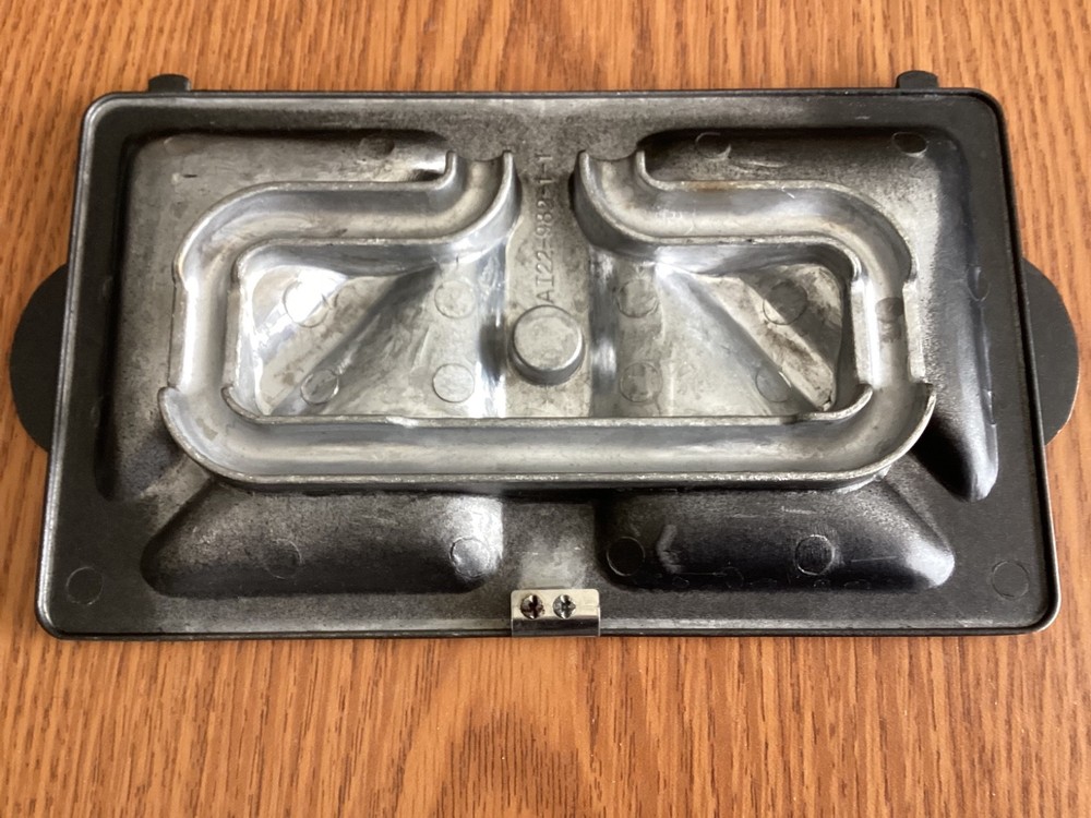 Sandwich Maker Replacement Sandwich Plates 9” x 5” NOS
