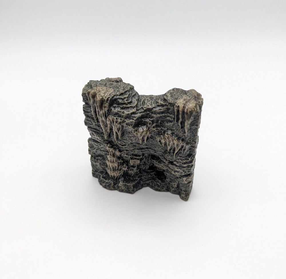 DWARVEN FORGE Caverns Universal MAGNET STRAIGHT WALL PAINTED TF-601 Dwarvenite