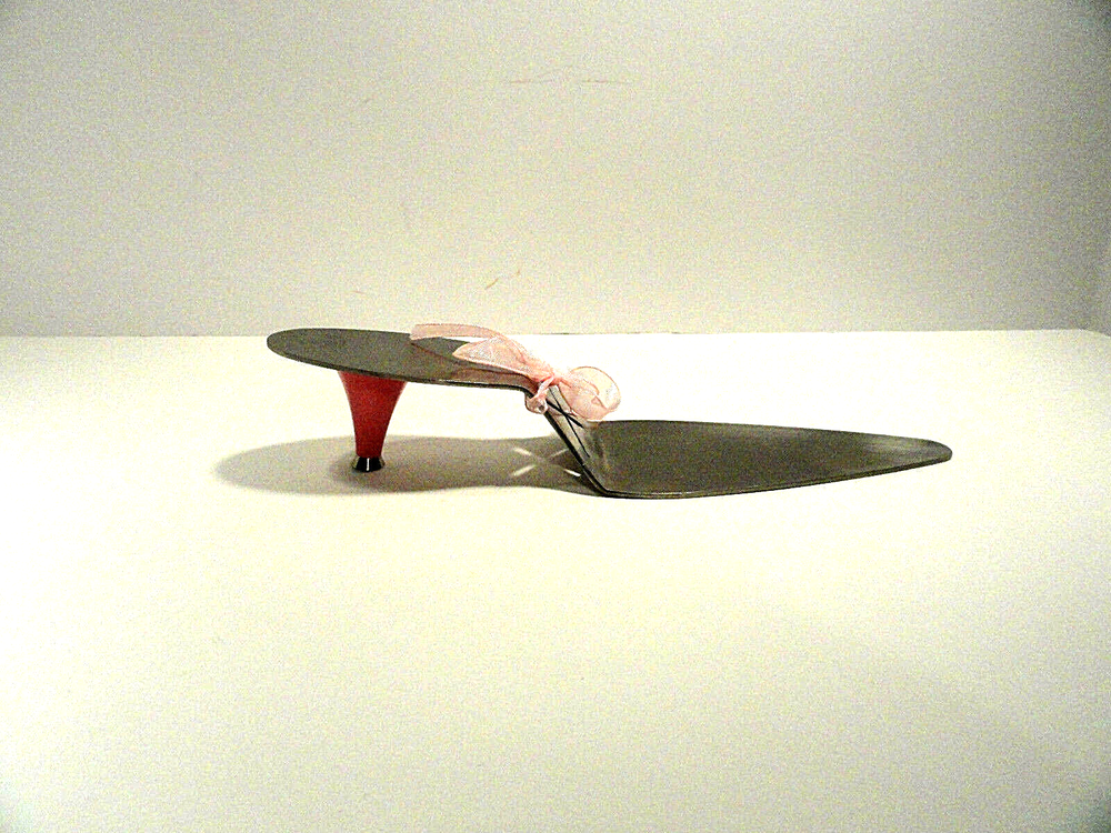 Wild Eye Design High Heel Silver Cake Server