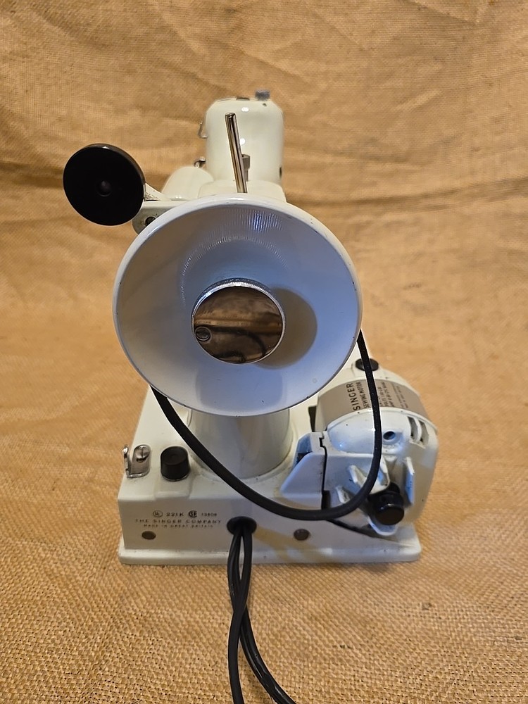 Singer 221K Featherweight Sewing Machine With Case CELERY 1960s