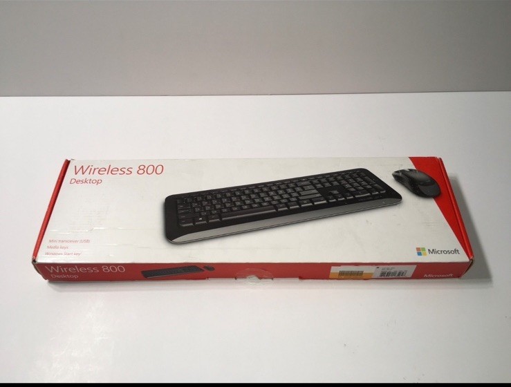 Microsoft Wireless 800 Desktop Keyboard & Mouse Bundle (USB Dongle)