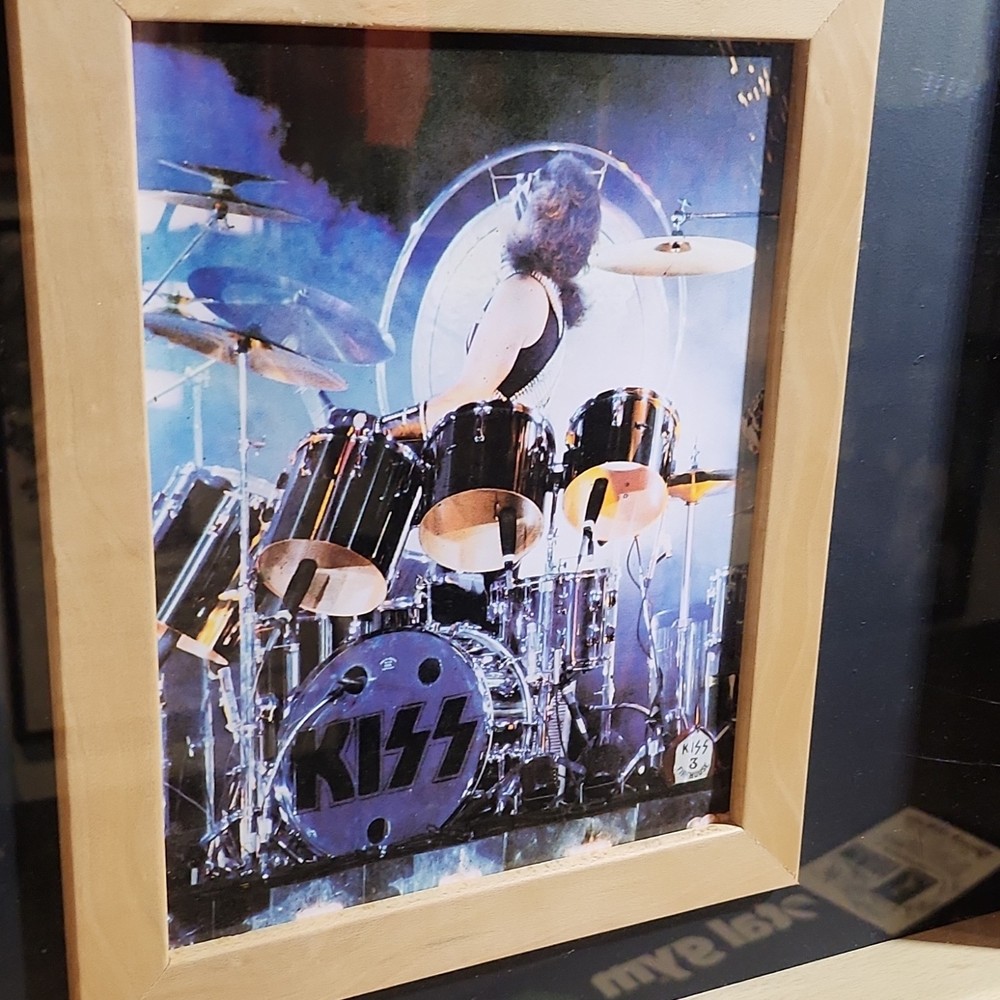 (KISS) Peter Criss Drum Sticks And Ticket From 1978 In Display Case .