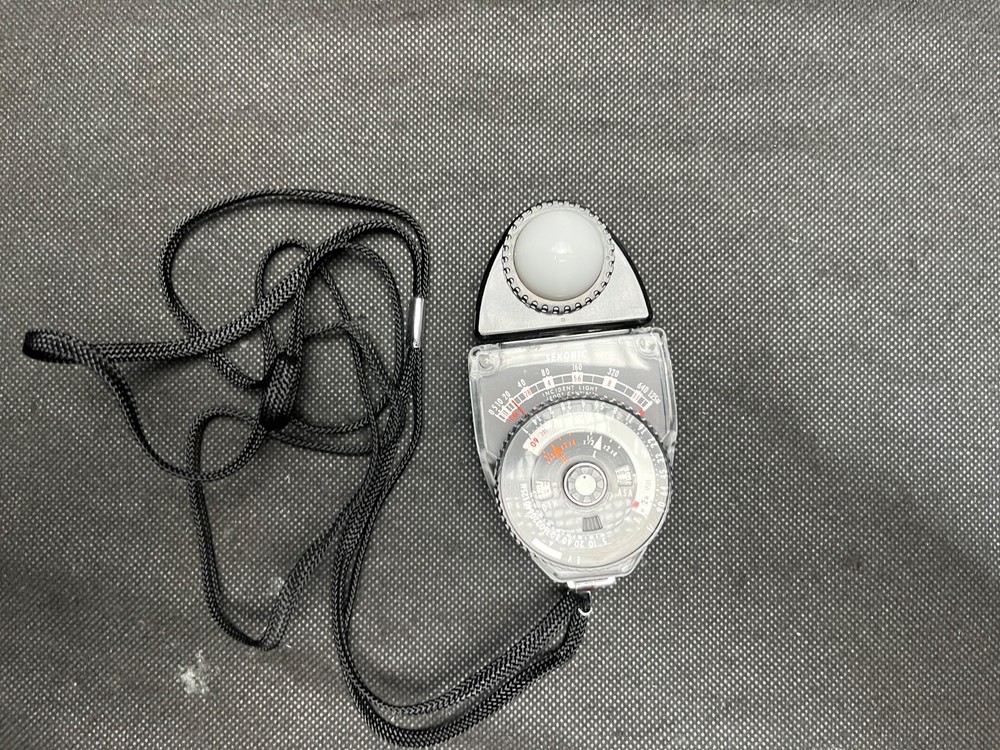 Sekonic L398 studio deluxe light meter