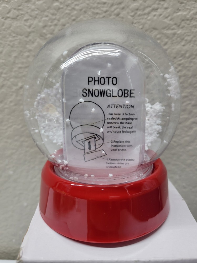 Mini Plastic Photo Snow Globe Red Base NEW