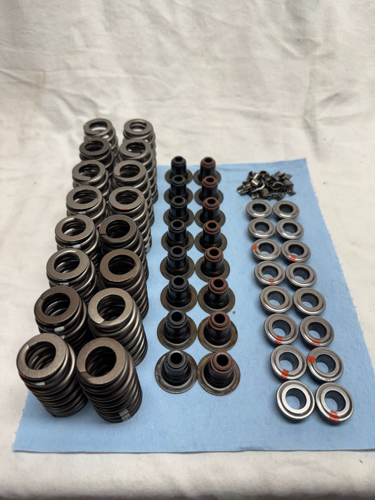 Corvette ZO6 Valve Springs Retainers Locks LS7 427 C6 Beehive Chevrolet Z06