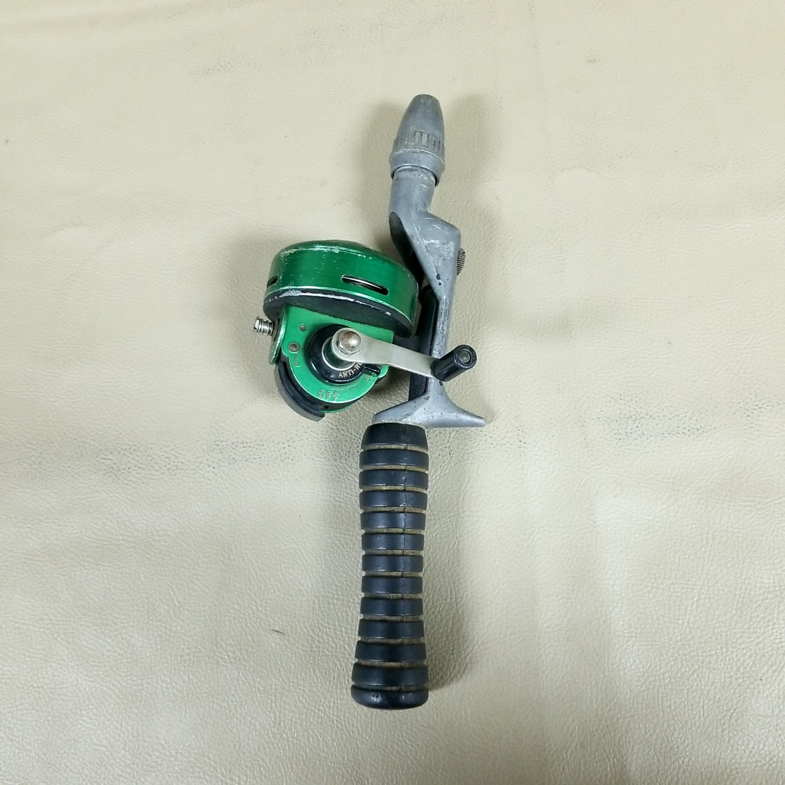 Johnson Century Model 100A Vintage Spincast Reel Handle