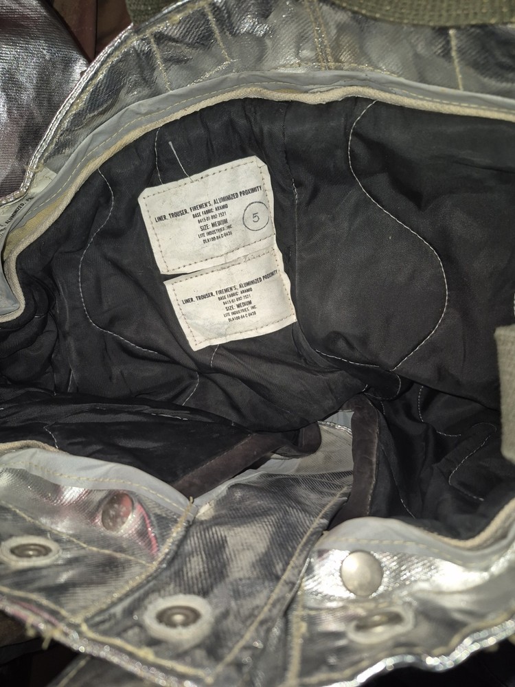 Fireman's Aluminumized Over Pants & Helmet - Medium 34-37