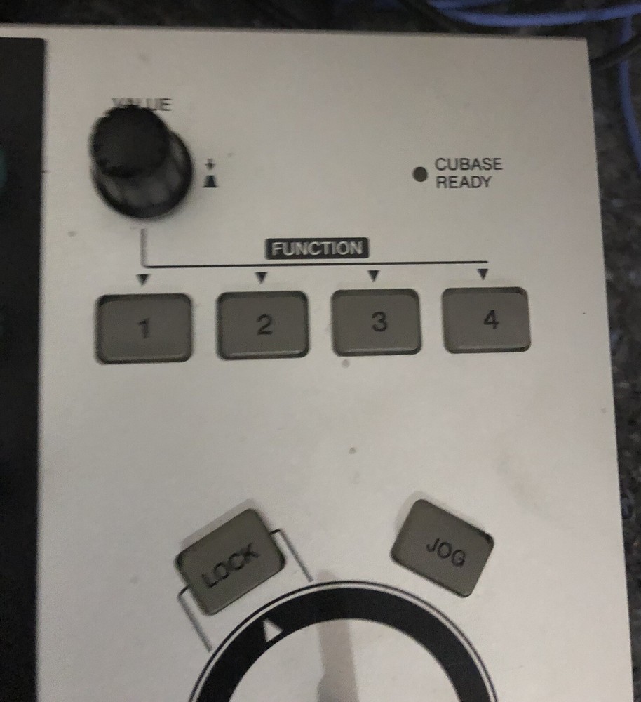 Silver Steinberg CC121 USB Controller Advanced Integration Controller