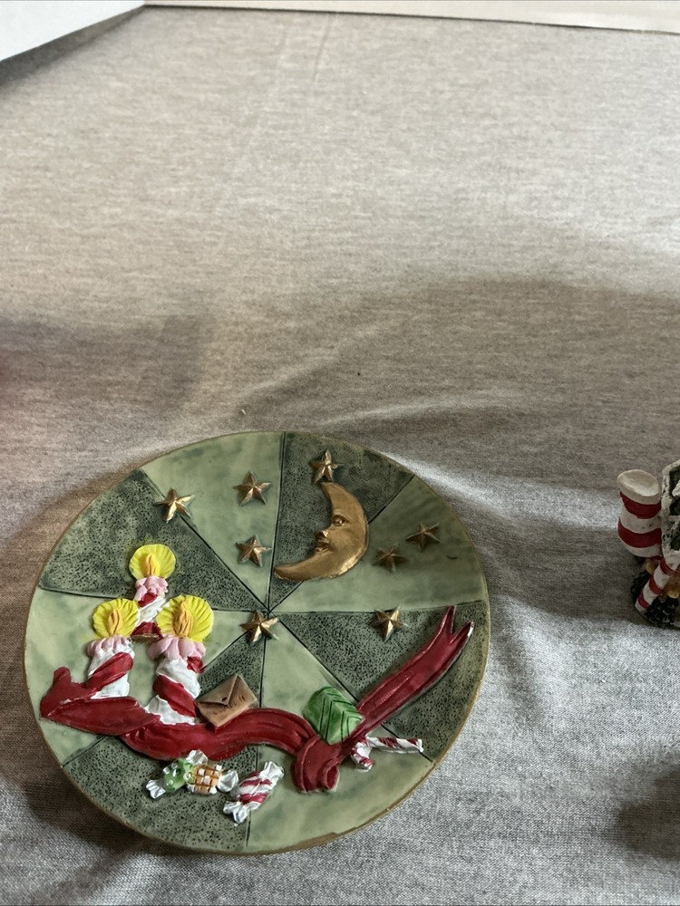 Poly Holiday House Tea set
