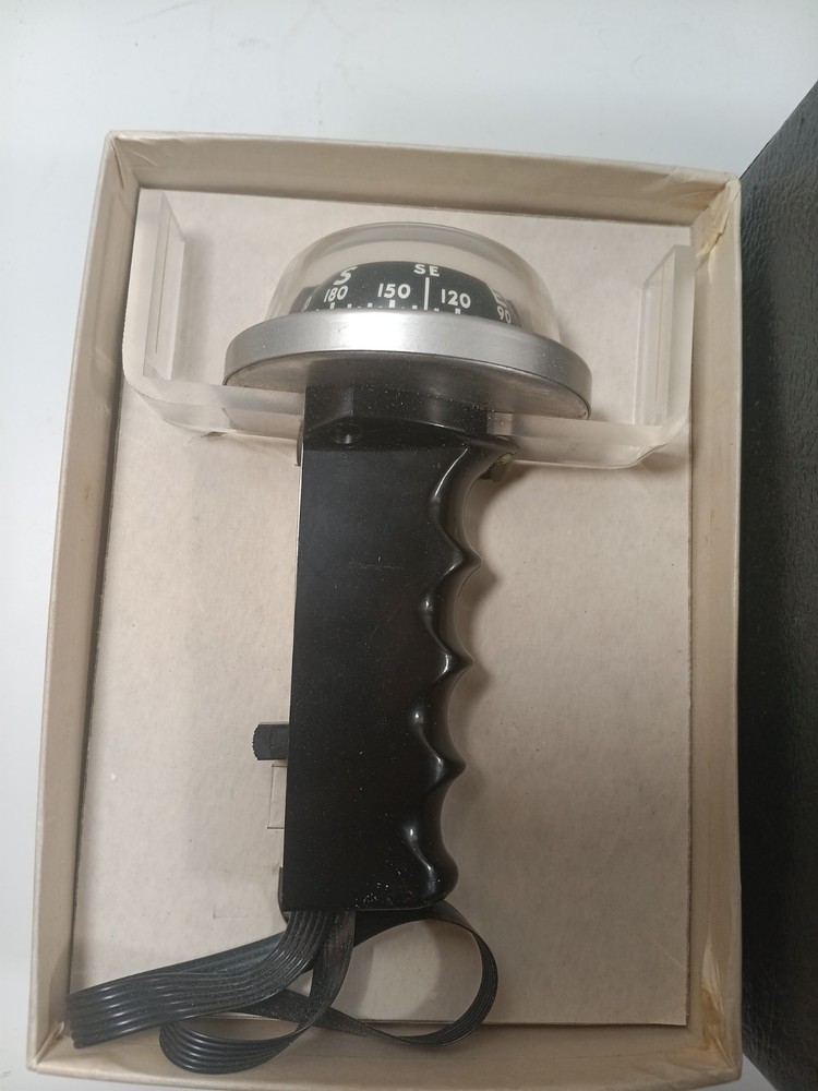 Airguide Model No. 64 Hand Sighting Compass with Instructions in Box