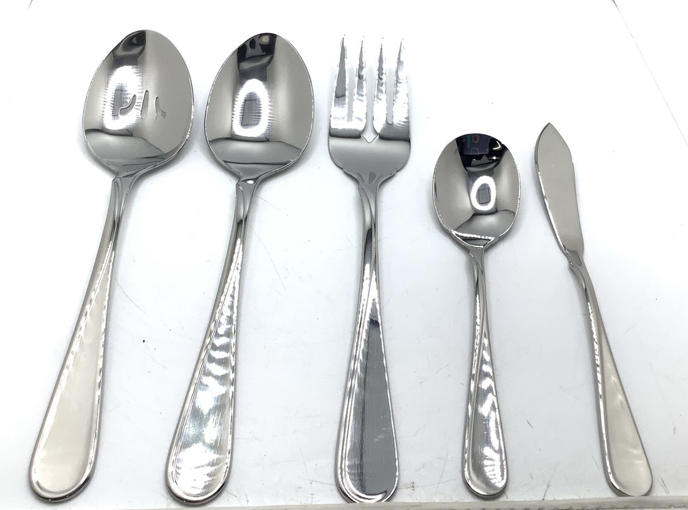 Oneida FLIGHT - Stainless Steel 33 pc. Flatware Set READ DETAILS
