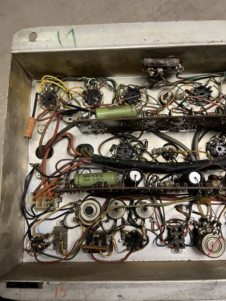 JUKEBOX ROCKOLA 44141-A. STEREO AMPLIFIER -UNTESTED