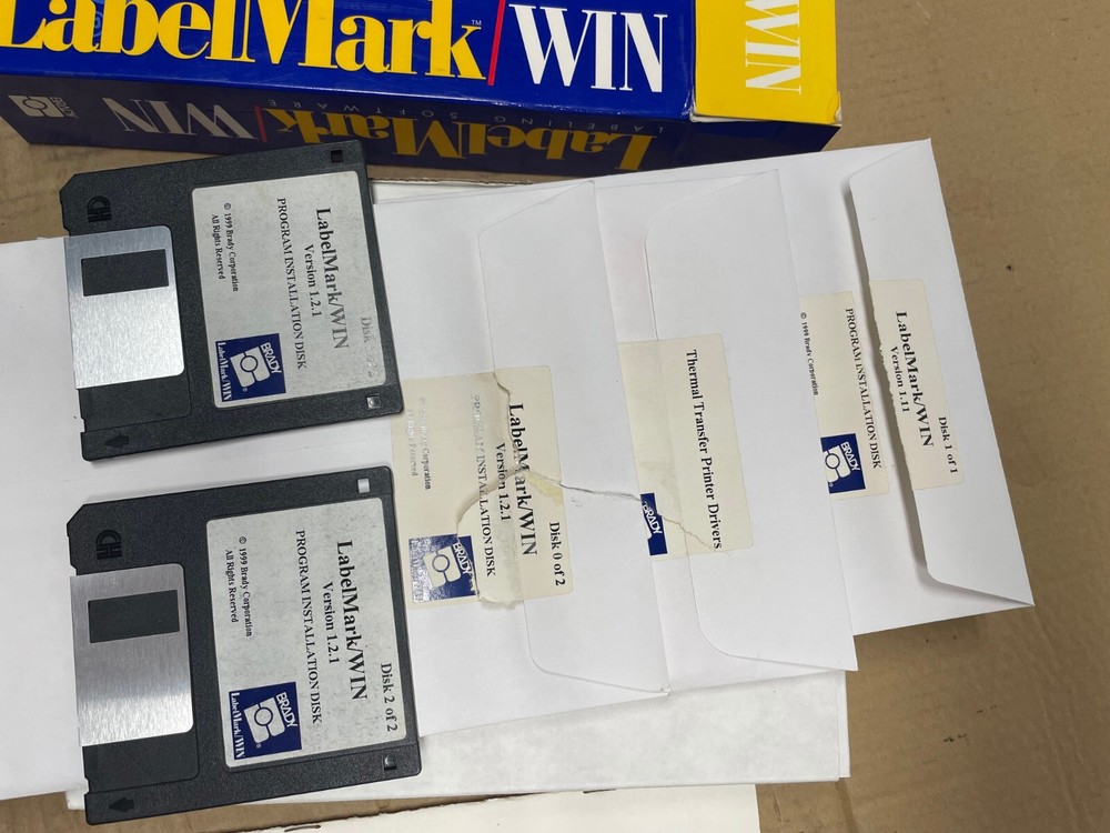 Brady Labelmark / Win v1.11 and v1.2.1 original software on floppy disk