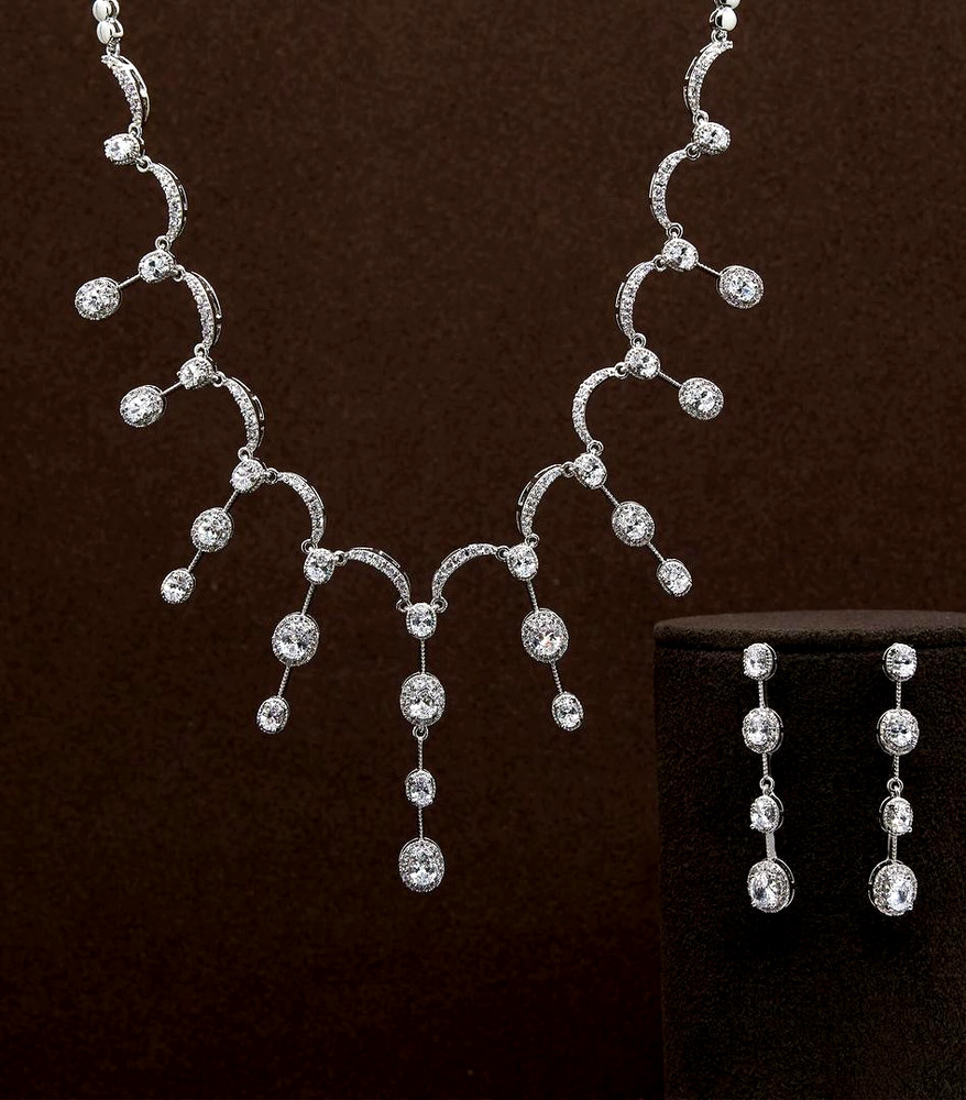 Collar Chain elegant Necklace and Earrings SET