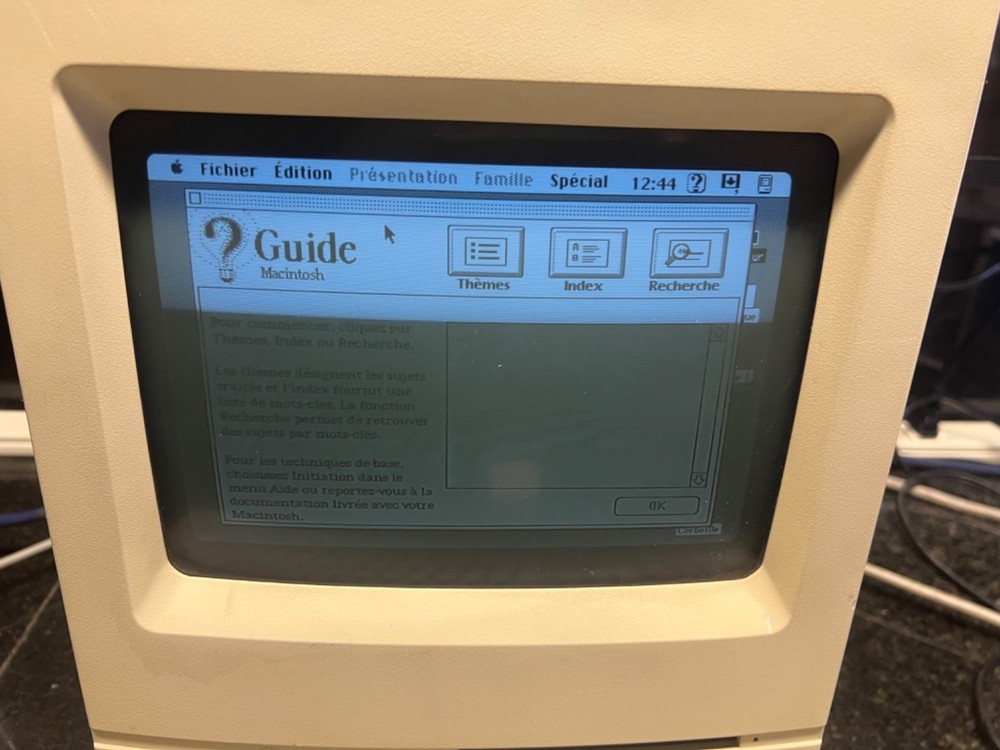 Macintosh Classic / keyboard mouse/ working!