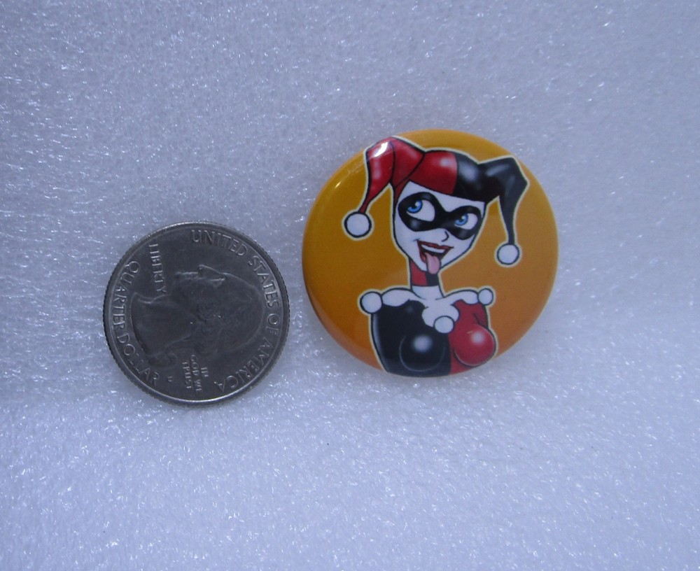DC Comics Harley Quinn Button Pin