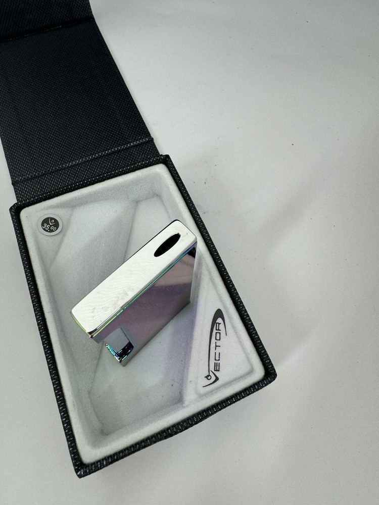 Vector Spade - Single Jet Flat Flame Torch Lighter - Prizm - New
