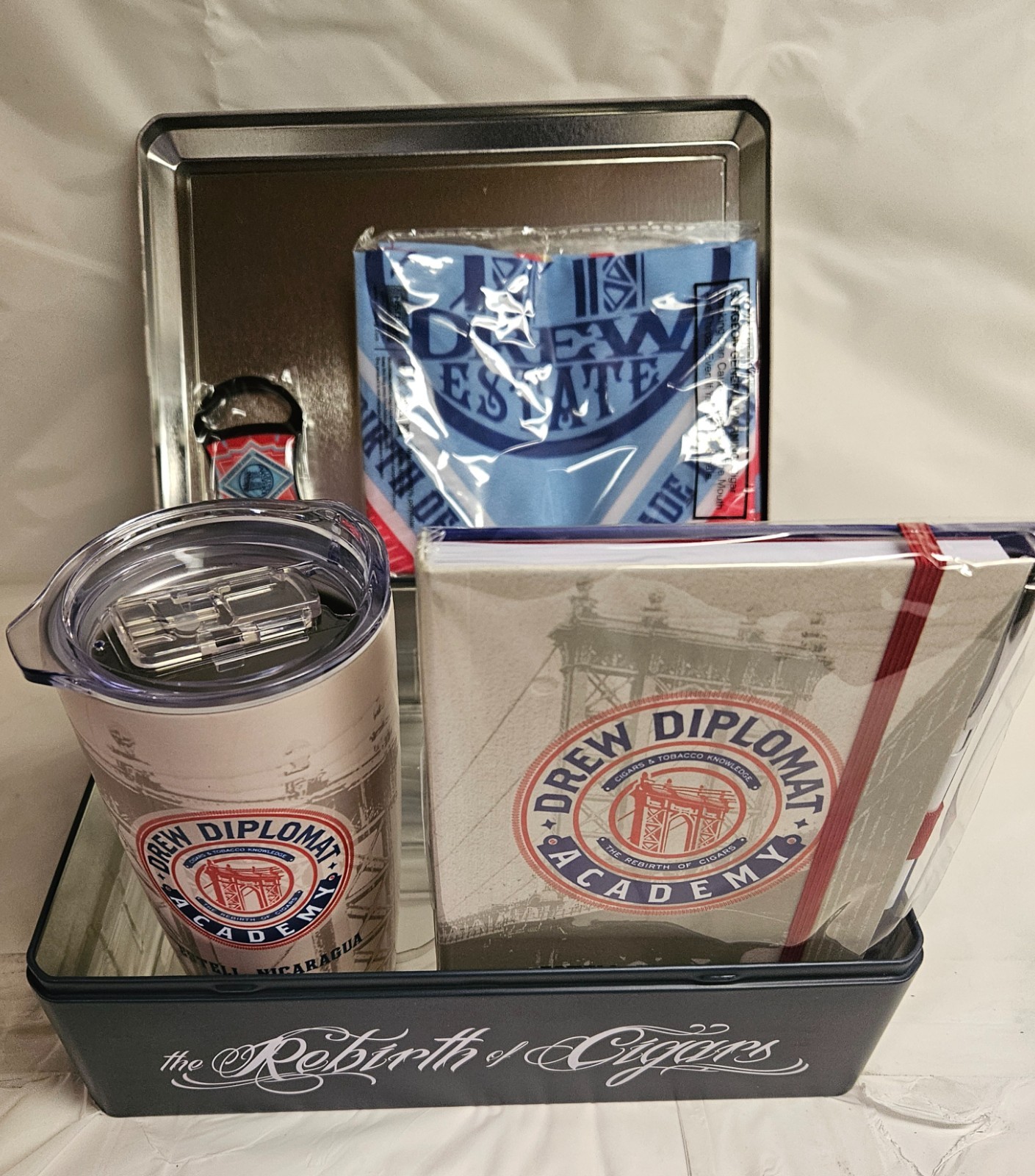 Drew Estate Cigars Diplomat Academy Collectible Set