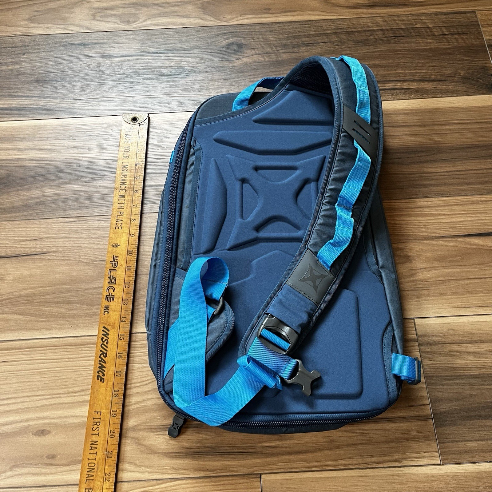 Vertx Commuter Sling 2.0 Backpack Blue