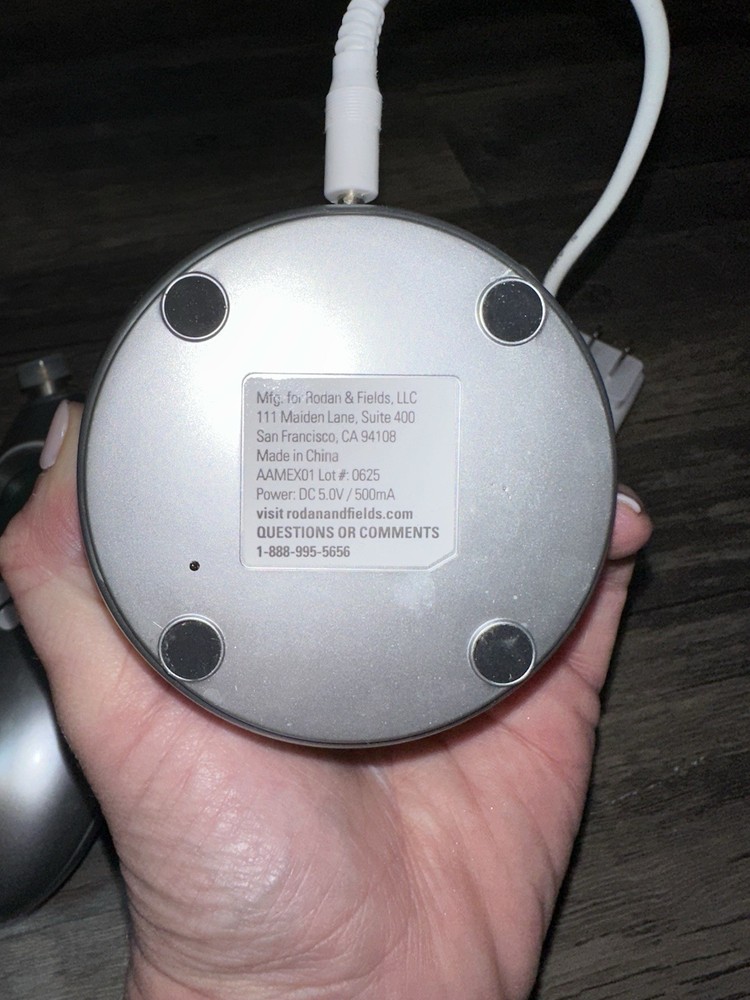 Rodan + Fields Macro Exfoliator Microdermabrasion Tool Charger Tested