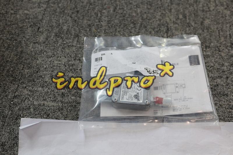 Pressure switch 3291119