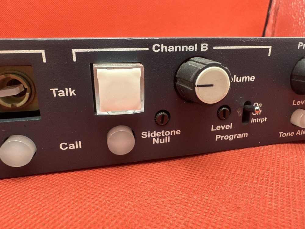 Clear-Com MS-702 Two-Channel Main Station (04-10) / Missing Button ,Check Photos